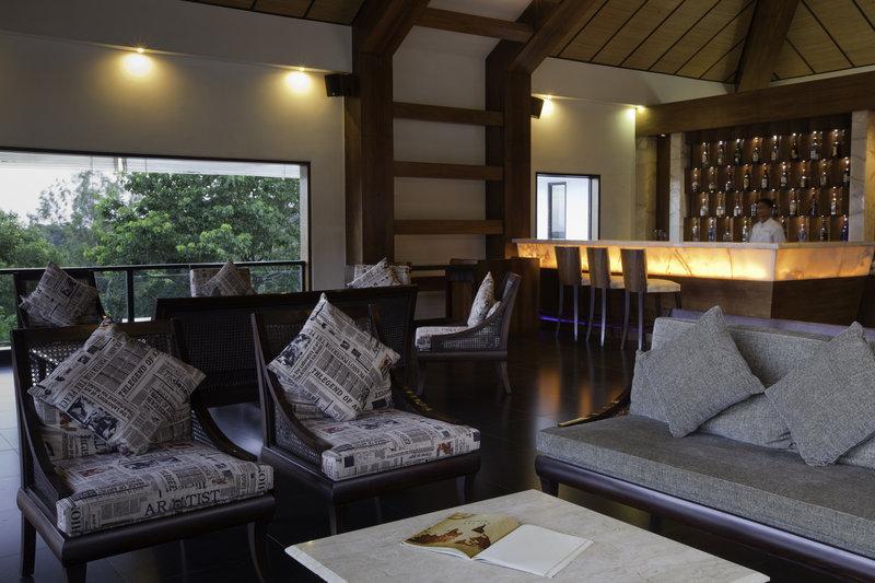 The Serai Chikmagalūr Interieur foto